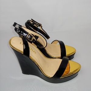NWT Black and Gold Wedges By Liliana